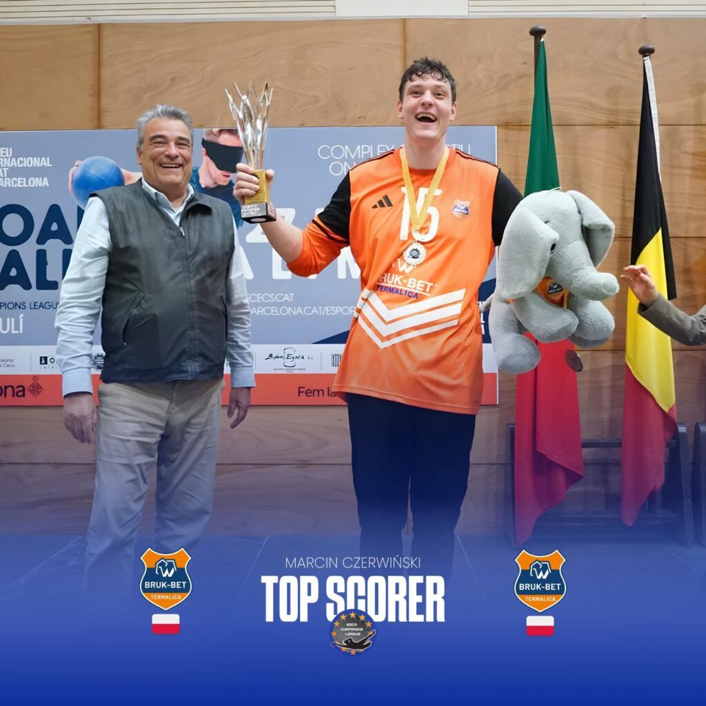 Màxim golejador amb el seu premi